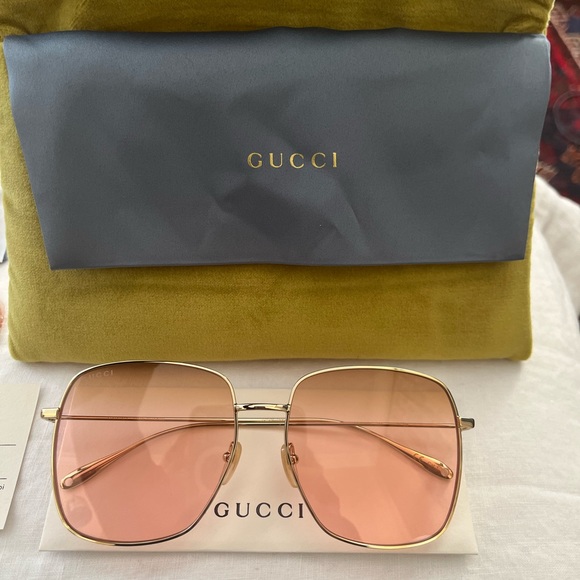 GUCCI sunglasses ? main image 13